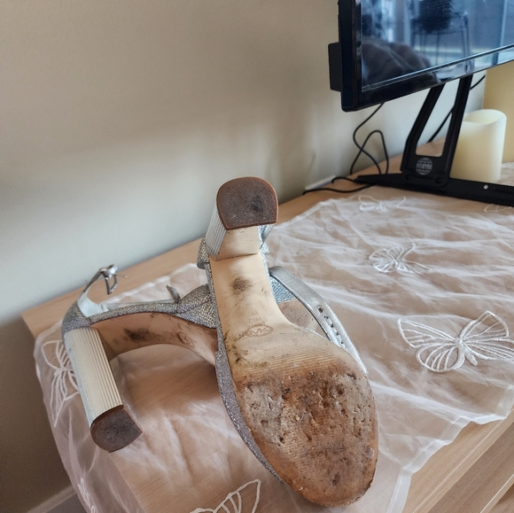 Michael Kors platforms - Picture 2 of 3